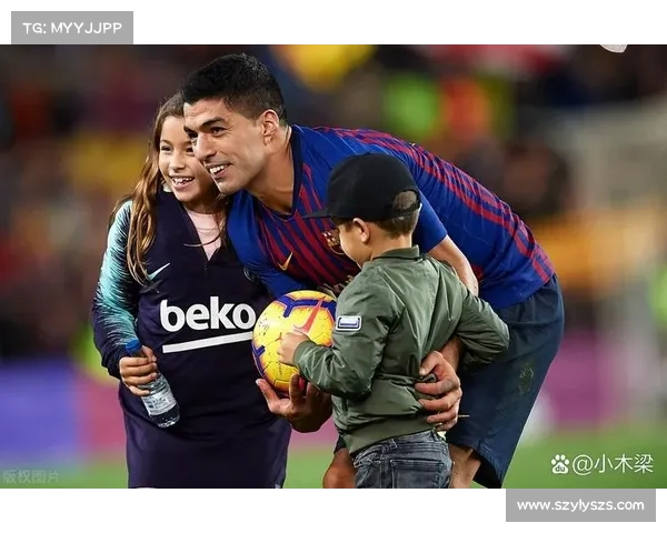 巴萨双星莱万与其他顶尖前锋全面对比分析谁才是真正的顶级射手 巴萨双星莱万与其他顶尖前锋全面对比分析谁才是真正的顶级射手